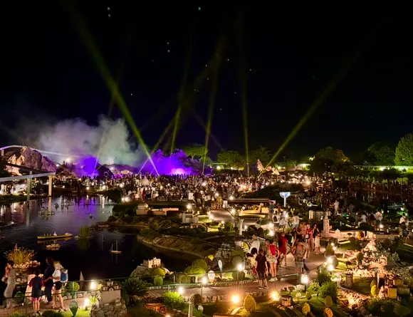 Visual show Visual show