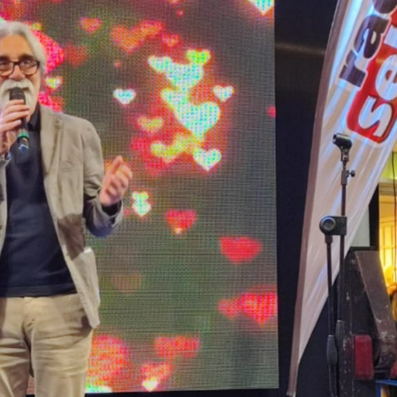Beppe Vessicchio Beppe Vessicchio