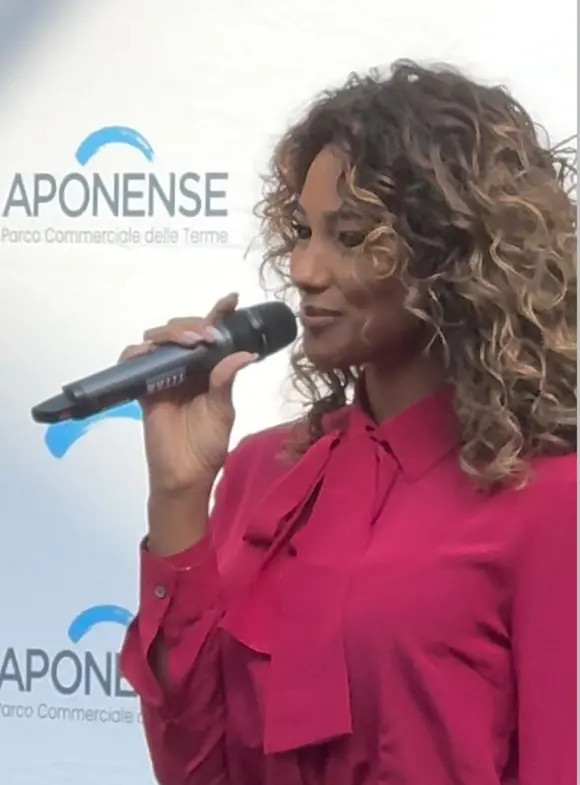 Samira Lui Samira Lui